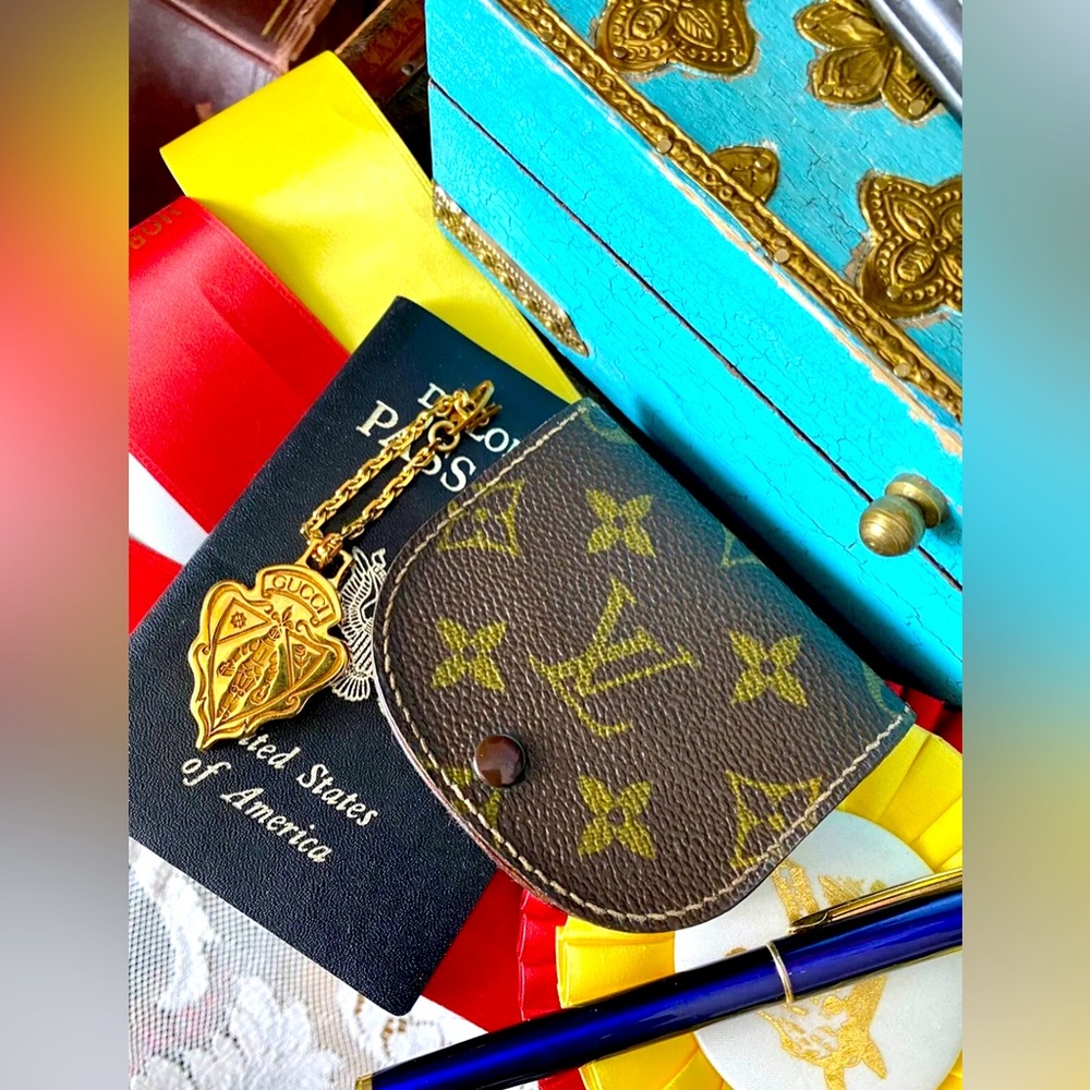 Rare Vintage LOUIS VUITTON Coin Wallet Unisex Handbag Accessory Designer Fashion